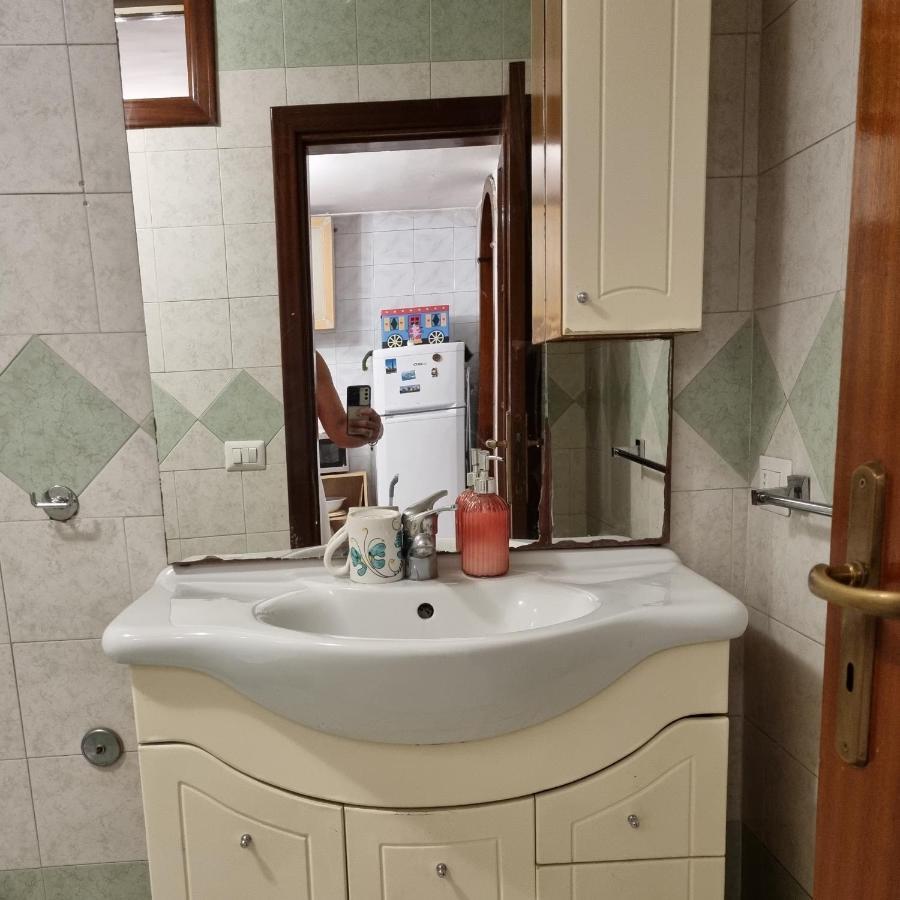 La Casa Di Domi Apartment Napoli Bagian luar foto