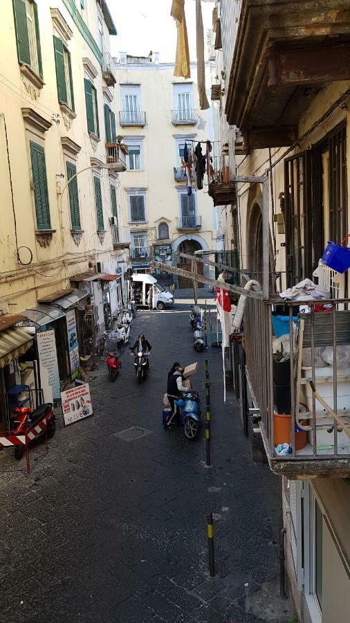 La Casa Di Domi Apartment Napoli Bagian luar foto